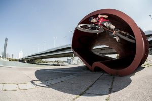 Dominik Raab beim Shooting in Wien